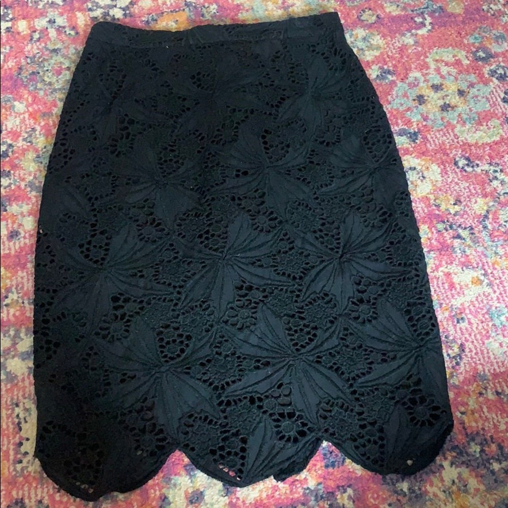 Halogen midi skirt// size 8 (medium fit)